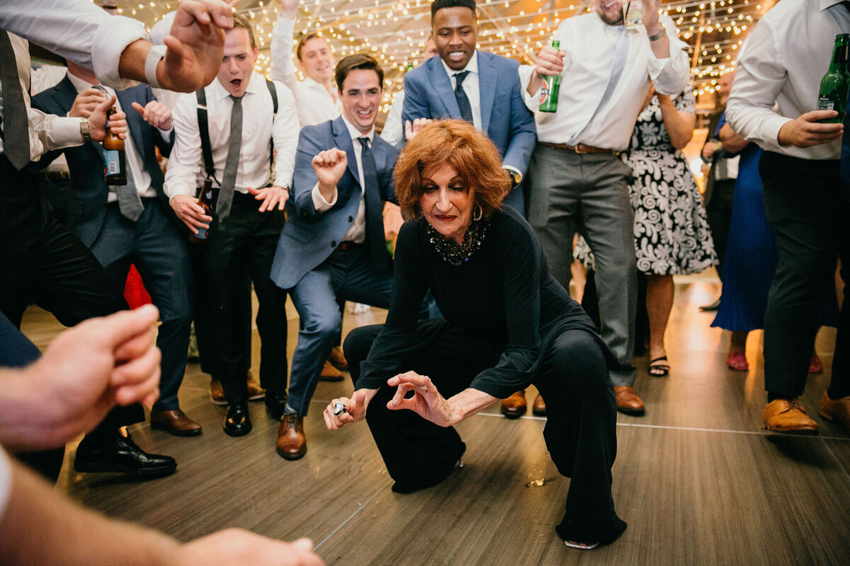 jaclyn-fisher-events-planning-chic-modern-greenhouse-wedding-in-philadelphia-153