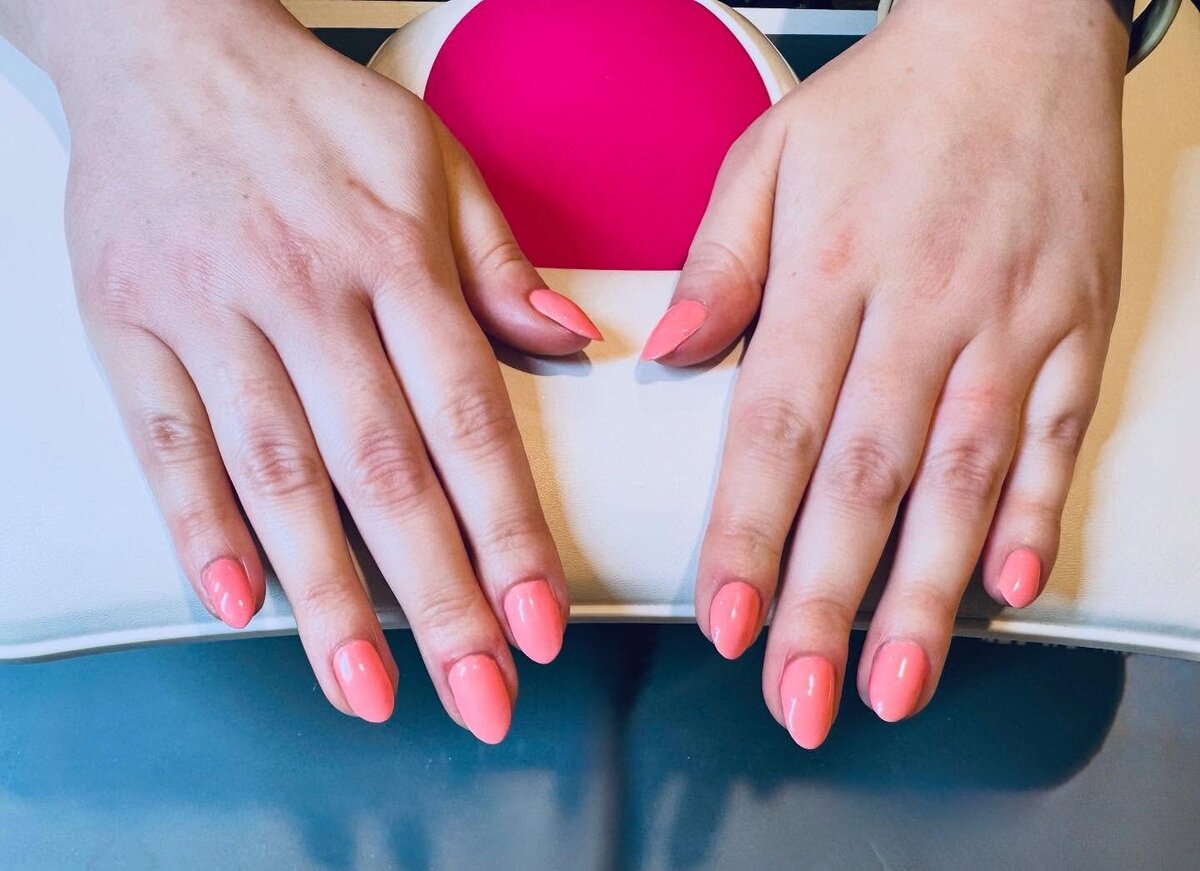 The Nail Sociey Gel Nails Peach