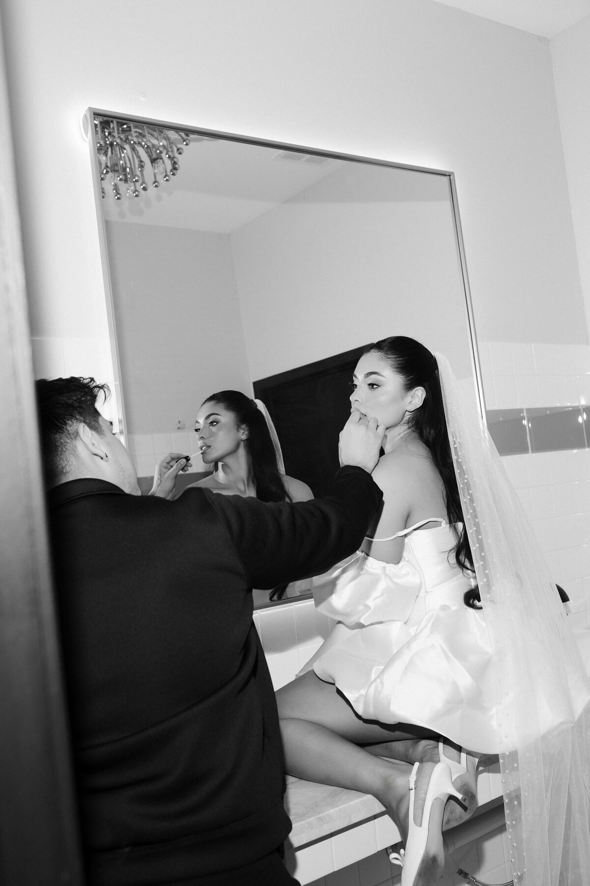 113_riskyexposure_las-vegas-elopement-photography