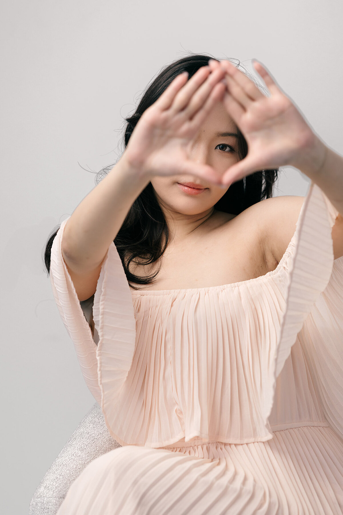 michelle-editorial-portrait-woman-dress-hands