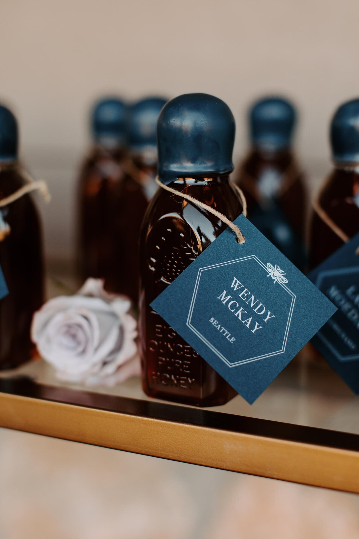 honey-guest-favor-escort-cards