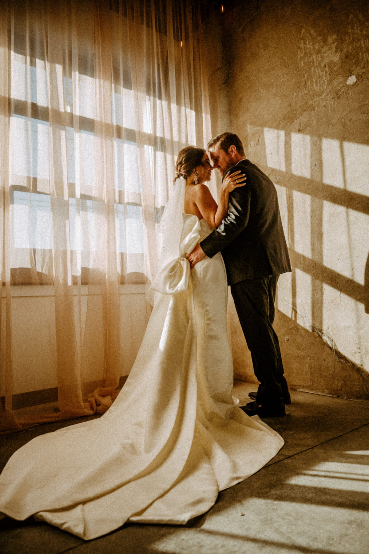 styled wedding shoot in indianapolis 158