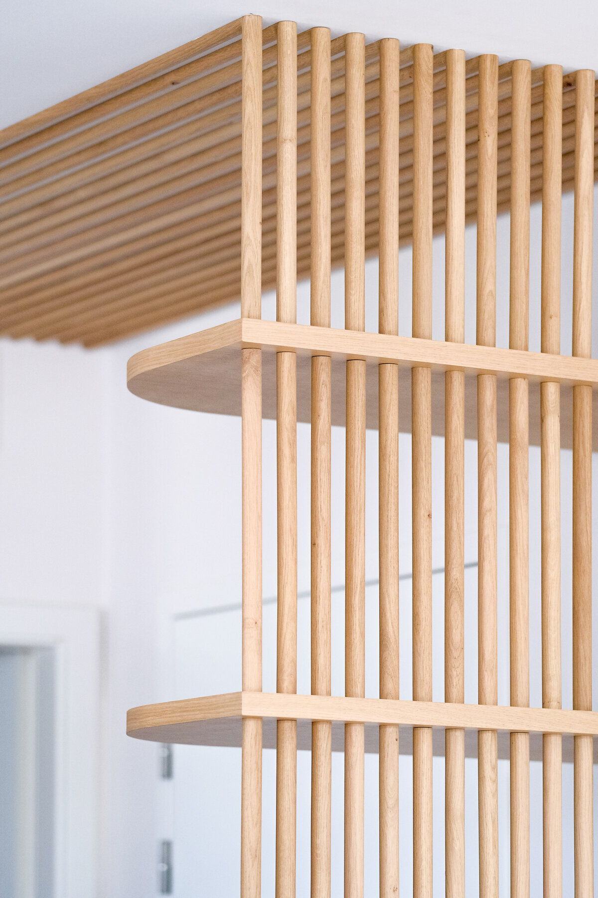 studio_saudade_frêne_détails_mobilier_sur_mesure_entrée