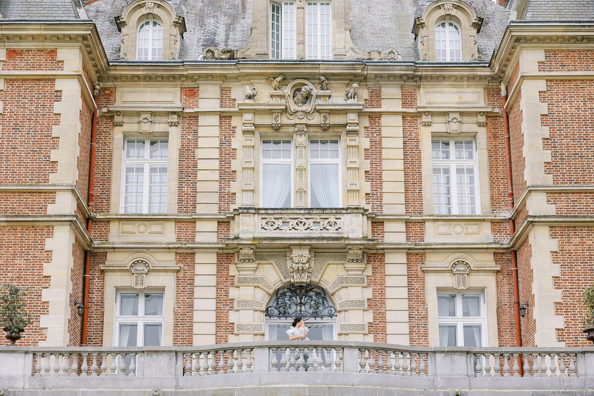 102924_AMV-Retreats-Chateau-Bouffémont-Wedding-Photographer_5208-Edit copy-small