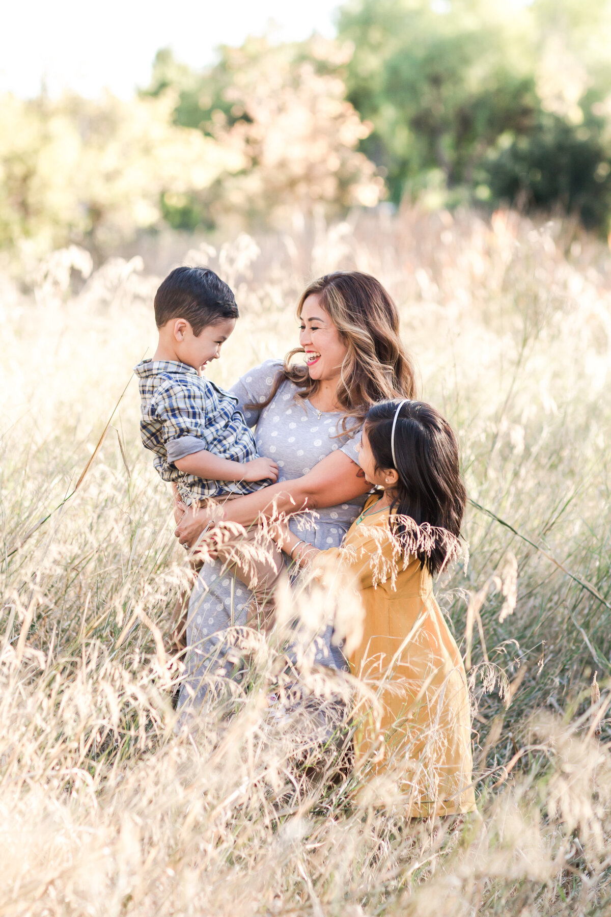 san-diego-family-photography-mother-with-children