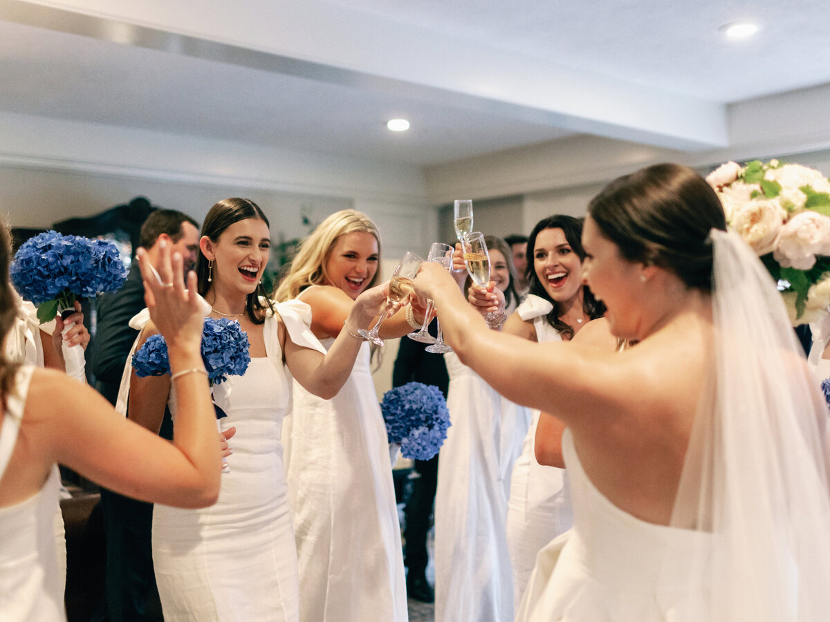 oswego-lake-country-club-wedding-by-portland-wedding-photographers-the-tenneys-24