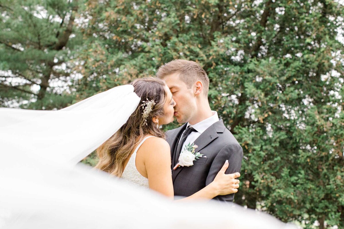 fun-energetic-wedding-st-elias-cathedral-grey-loft-studio-ottawa-photographer-142