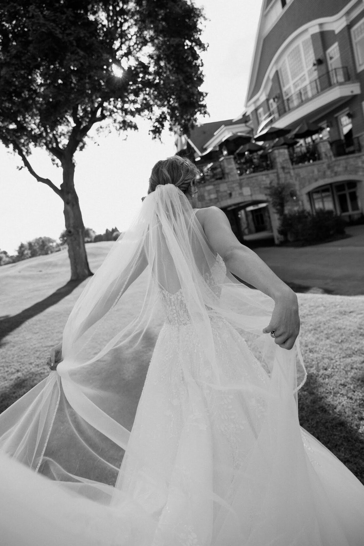 Nichole-Babiez-Photography-arrowhead-gold-course-country-club-summer-wedding-wheaton-geneva-chicago-photographer-illinois-editorial-luxury-destination--59