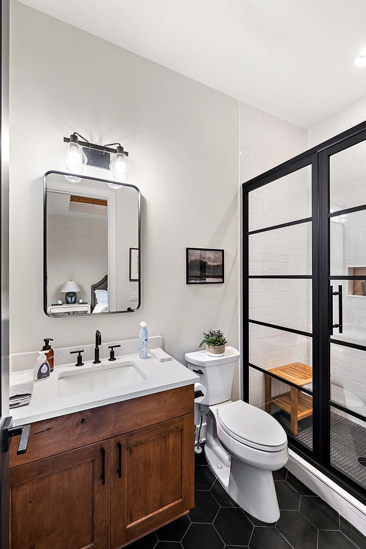 42-70802 Renata New Staging-42