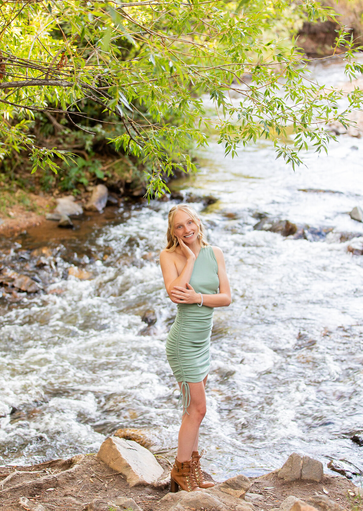 Phoebee W. Senior Pic-SP_0005