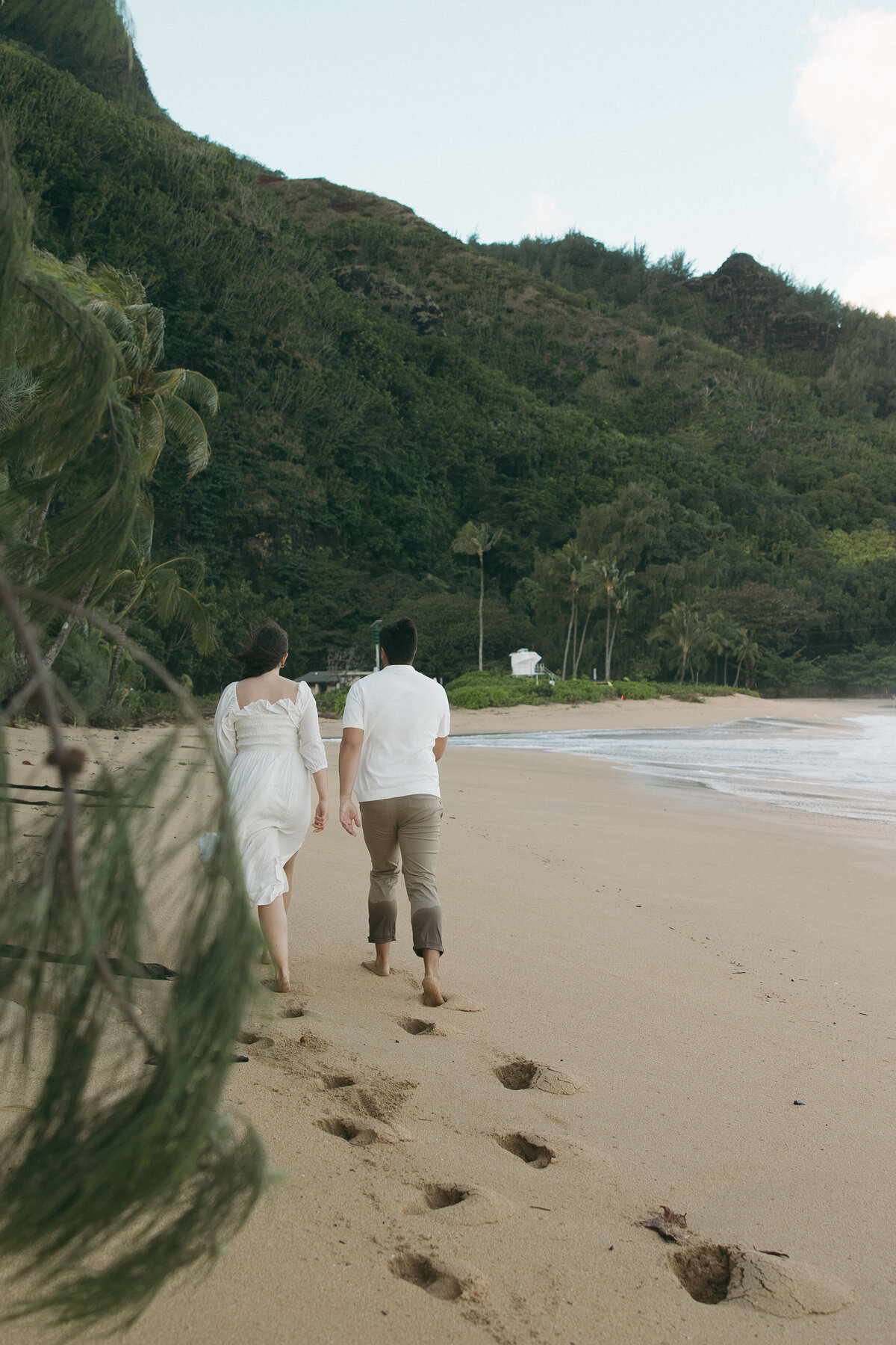 Hawaii elopement / kauai hawaii elopement / hawaii destination wedding / Sophia photo co / north shore hawaii elopement / white dress for beach photos / vow renewal in hawaii / vow renewal kauai / kauai wedding photographer / big island wedding photographer / maui wedding photographer / elopement wedding photographer / Duluth Minnesota wedding photographer