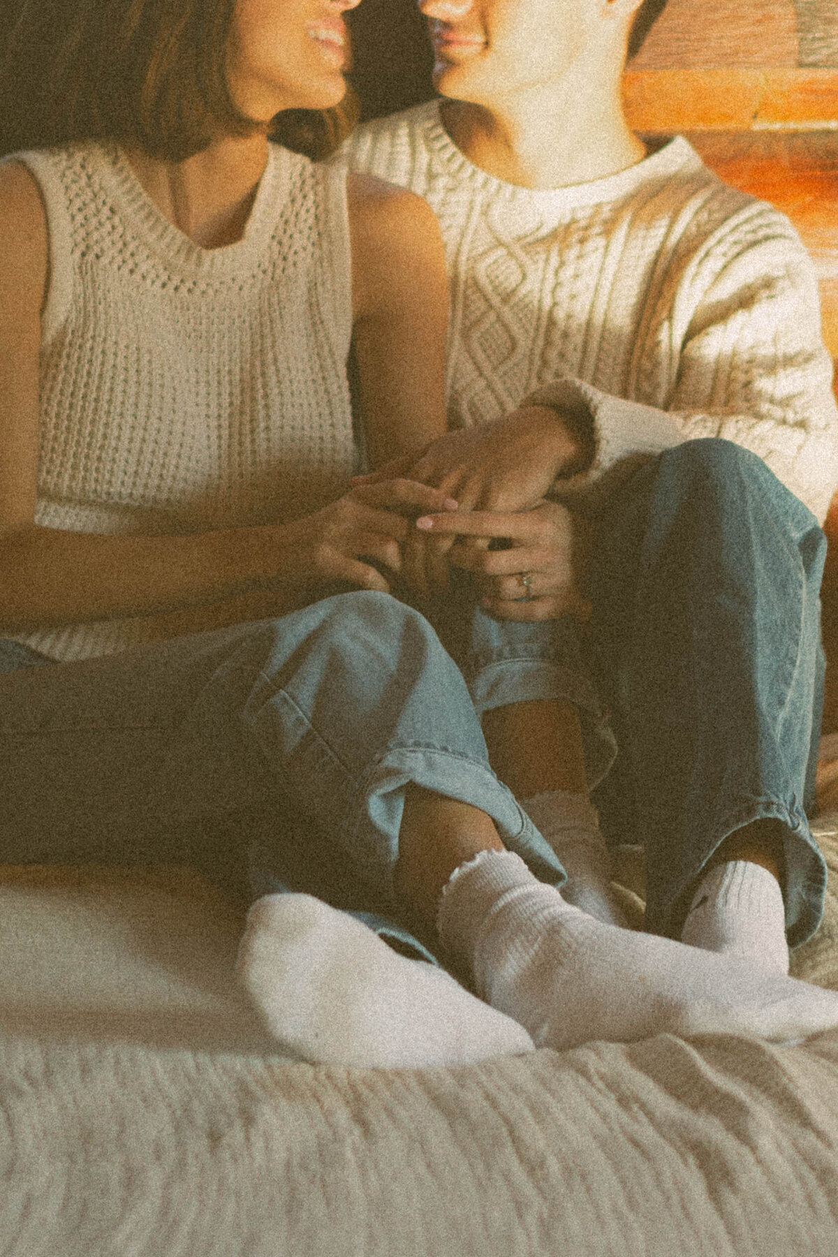 Cozy-Cabin-Couples-Session-in-Snowy-Mountains-of-Utah231205--0089