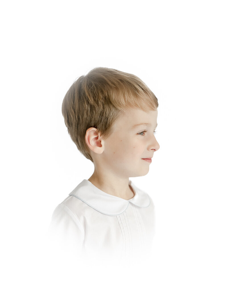 Vingetted children's portrait