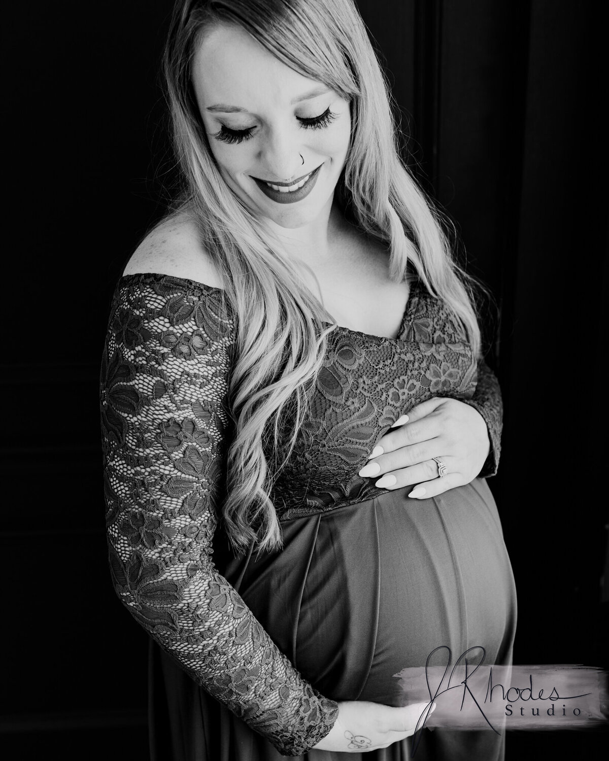 Maternity Photographer - Maternity Portraits - J Rhodes Studio -12