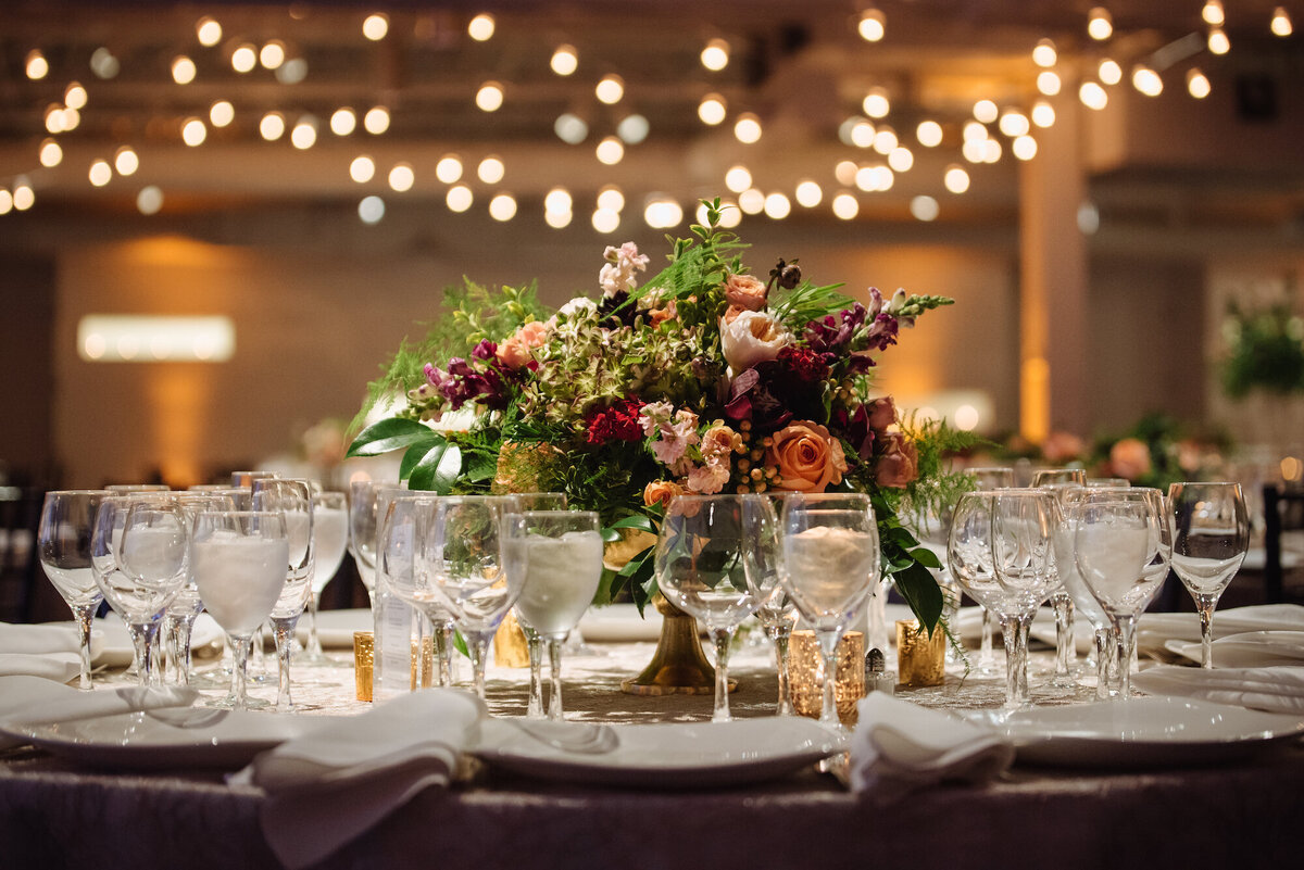 wedding-centerpieces-the-loading-dock-enza-events