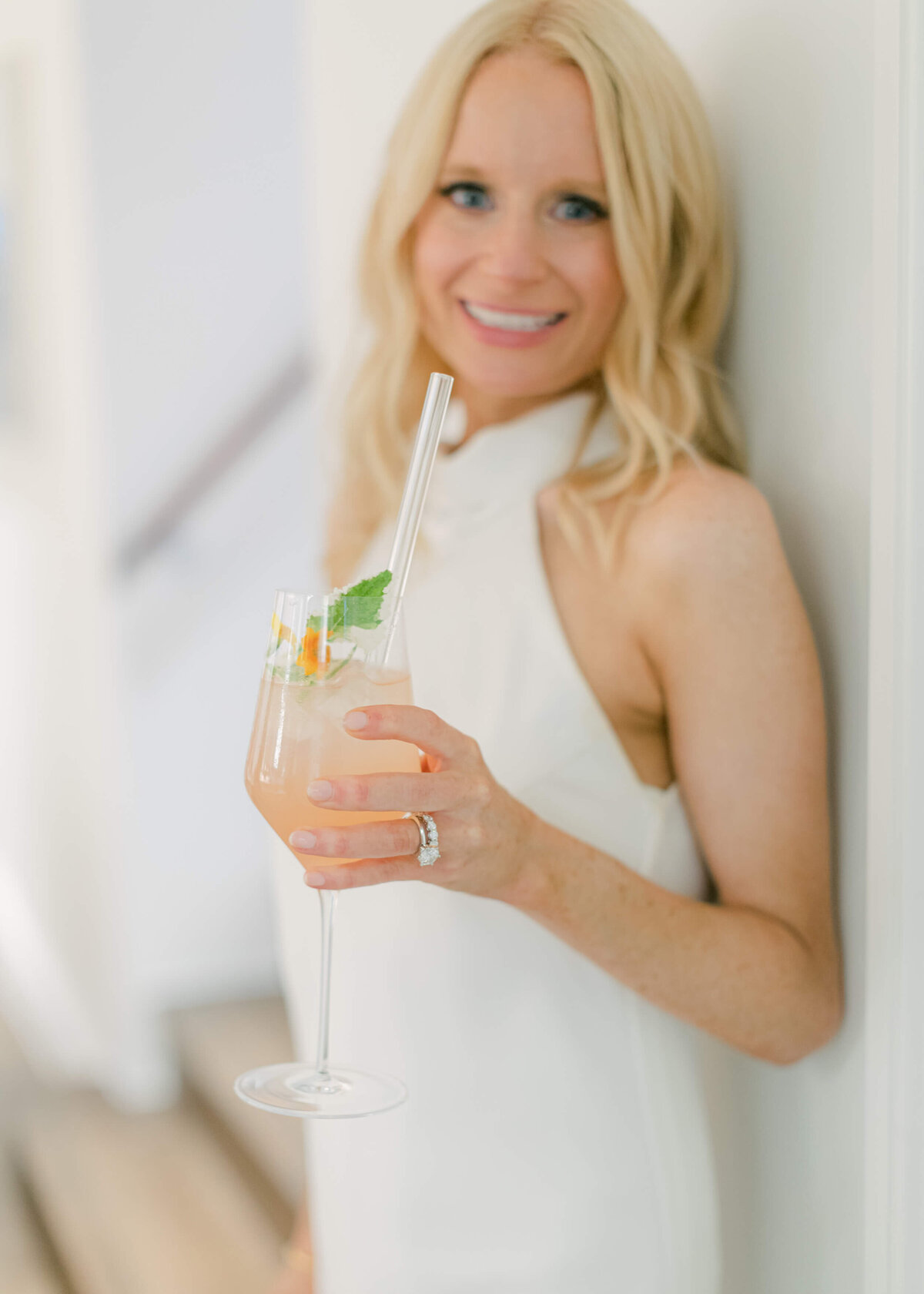 chloe-winstanley-wedding-london-bride-cocktail