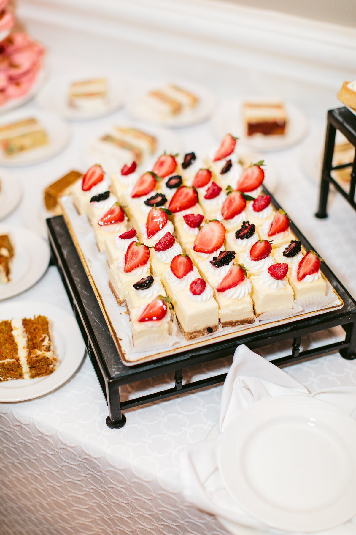 NicodemCreative-Kitty+SpencerWedding-ButterfieldCountryClub-876