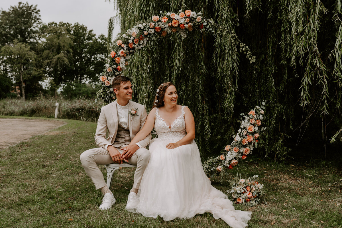 Trouwfotograaf in Zeeland. De leukste trouwlocaties in Zeeland vind je in deze blog. Door everatilroefotografie, trouwfotograaf in Middelburg,Zeeland