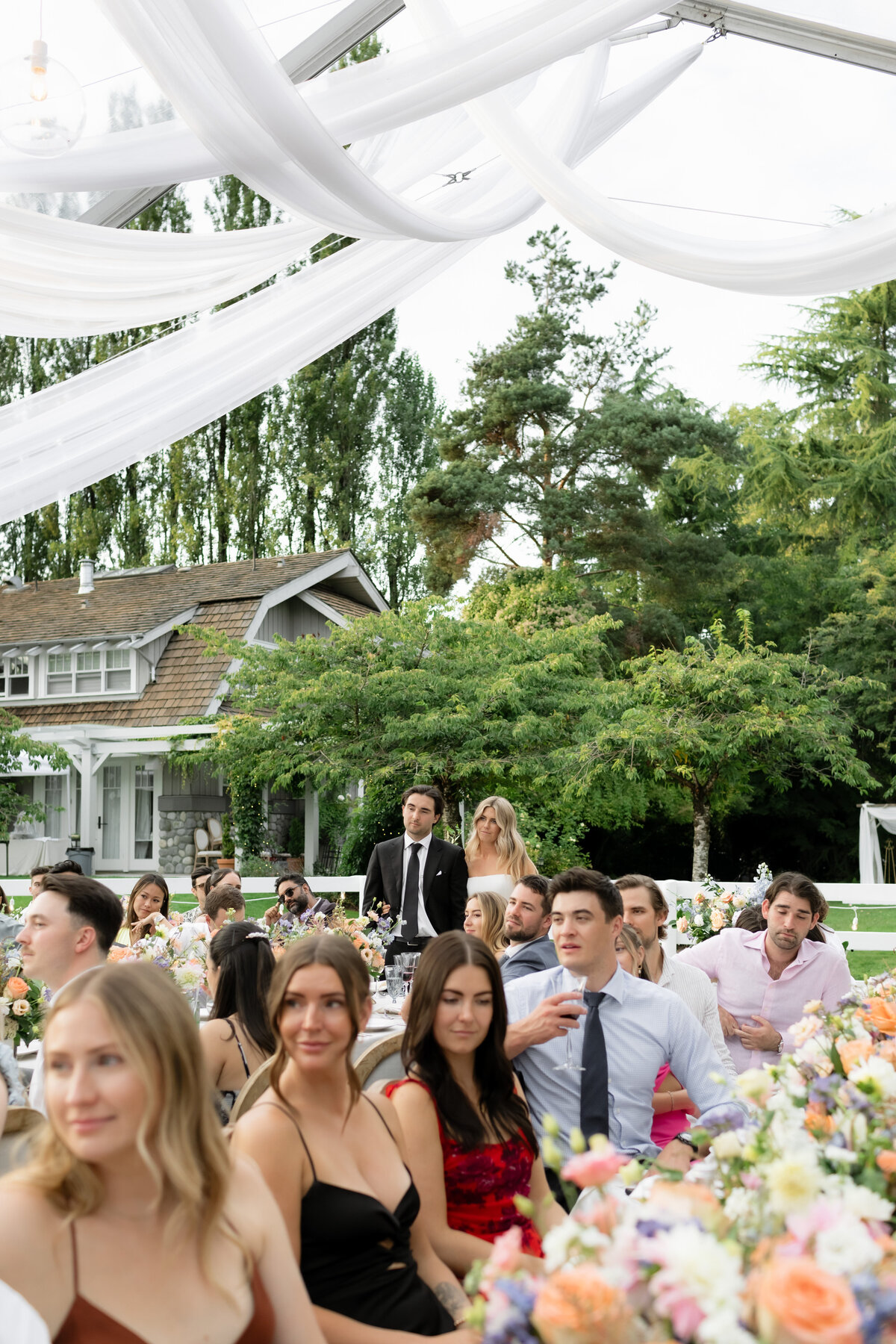 MeghanHemstra-Colourful-Vancouver-Garden-Wedding-63