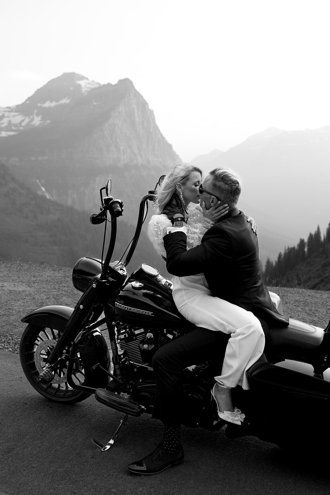 adventure-glacier-national-park-elopement-photography21