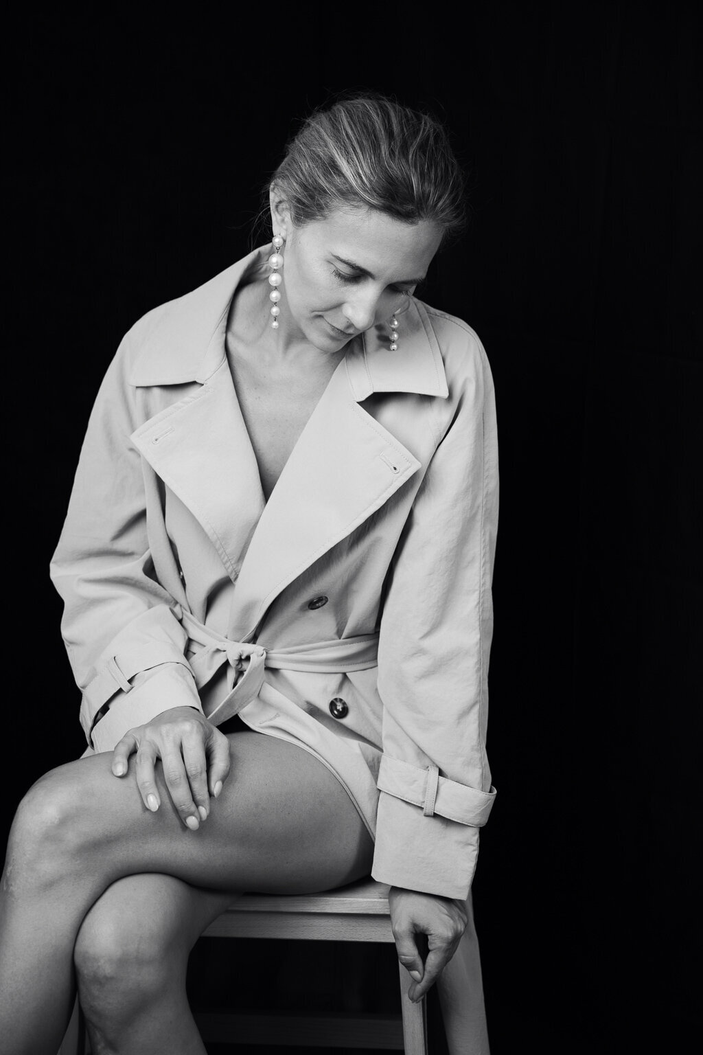 artistic-female-portrait-photography