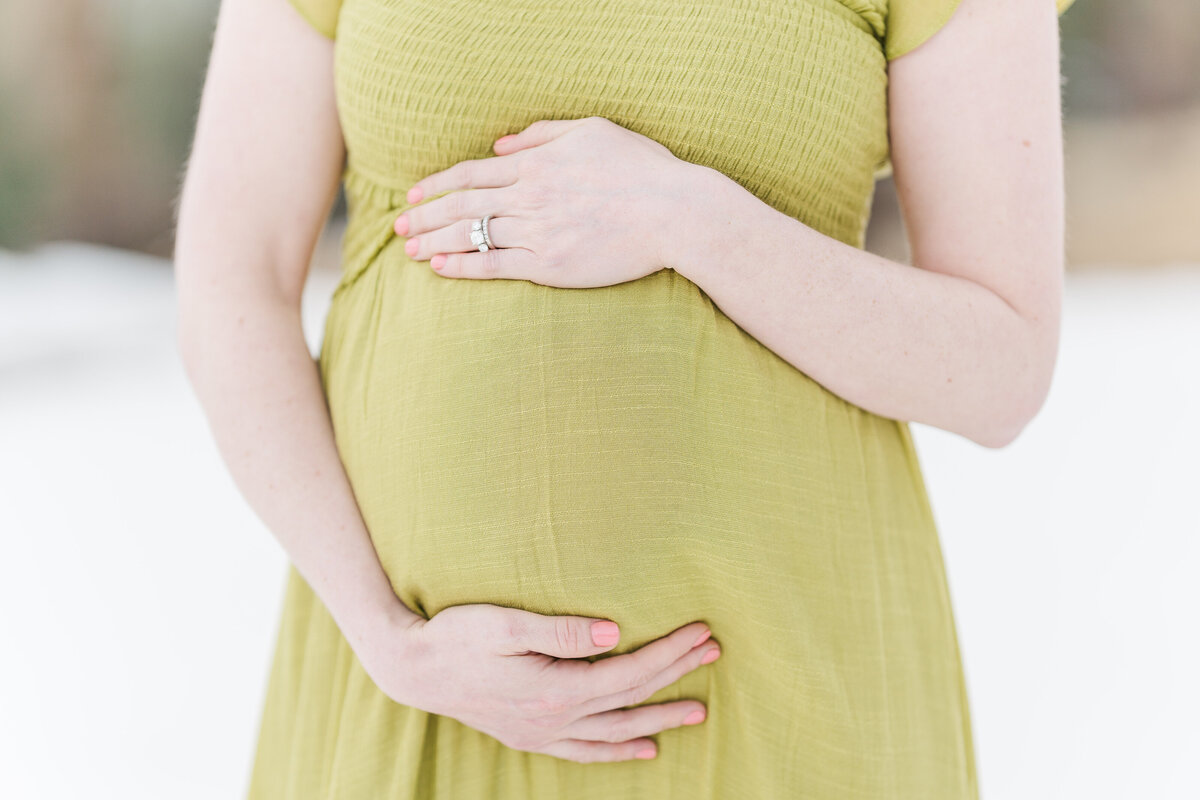 Colorado Winter Maternity Mountain Pictures Mount Falcon Elena Spraguer Photography0024