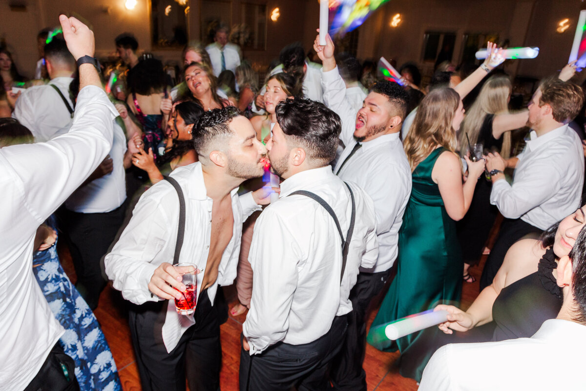 brittany-graf-photography-andrew-anthony-wedding-saint-clements-castle-portland-ct-101