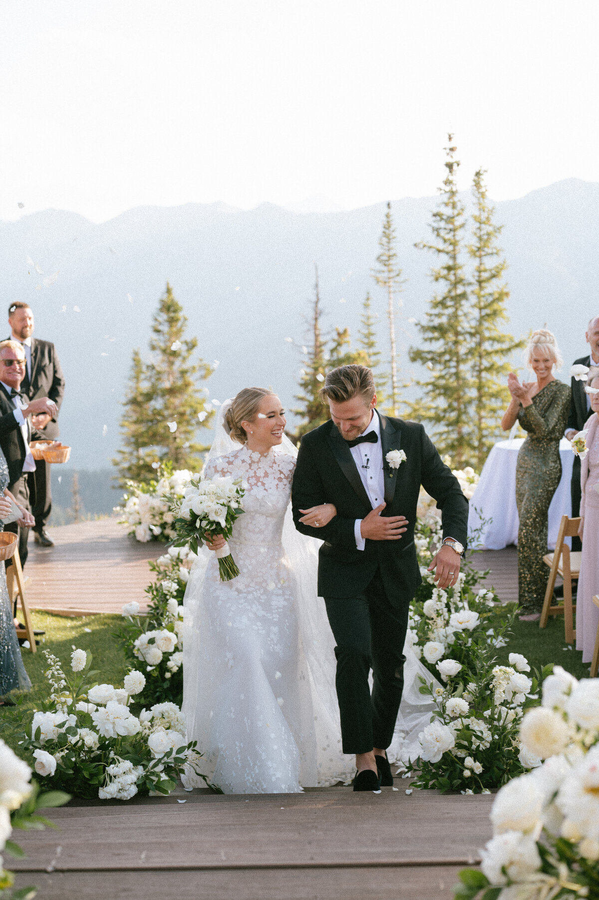 Calluna-Events-Aspen-Wedding-Deck-Newlyweds