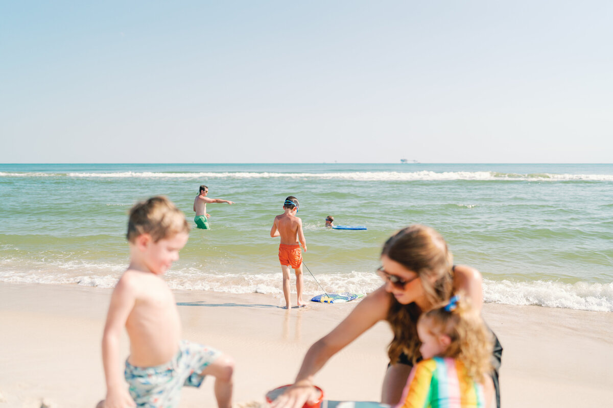 fort morgan family portraits-2-8