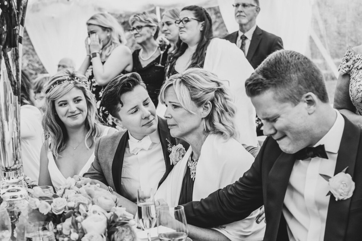 Nantucket Wedding Photographer Katie Kaizer Photography Journalistic Wedding Engagement Photography  WeddingPortfolio_027_KatieKaizerPhotography
