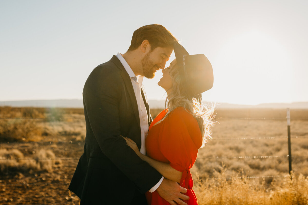 Engagement photo of a lovely couple