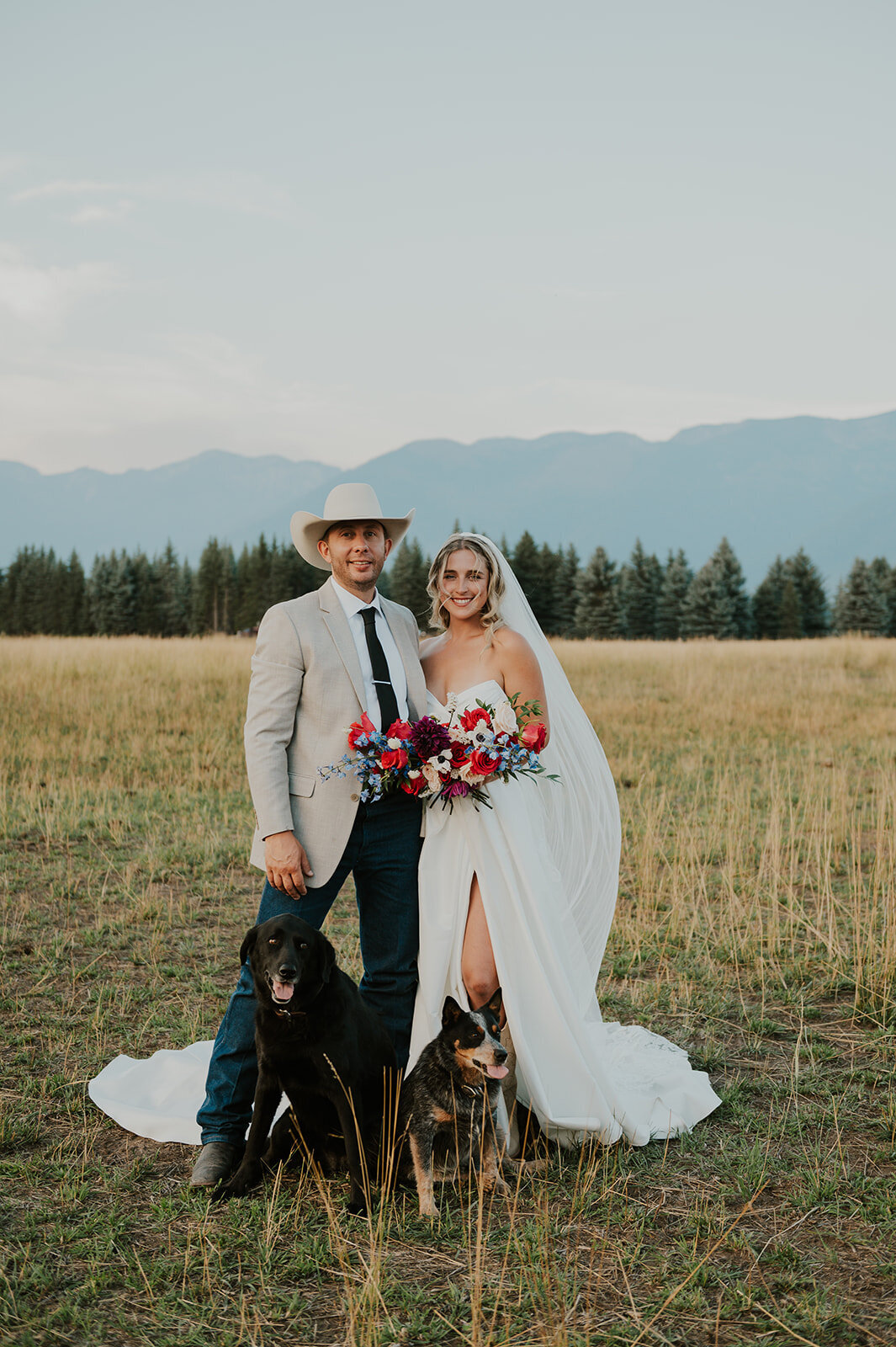 presley-gray-luxury-western-montana-wedding-8381