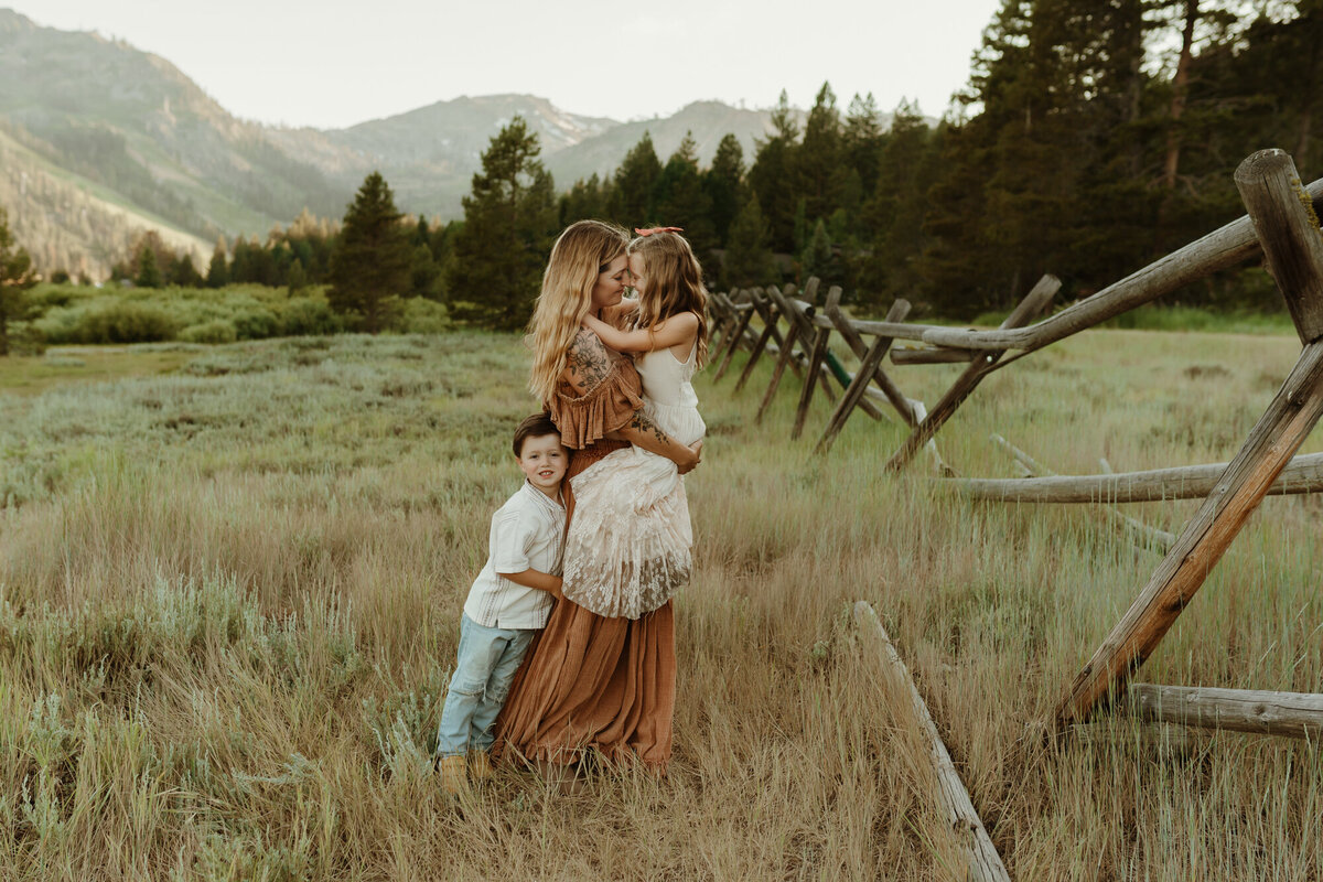 Lake Tahoe-Family-Photographer-7