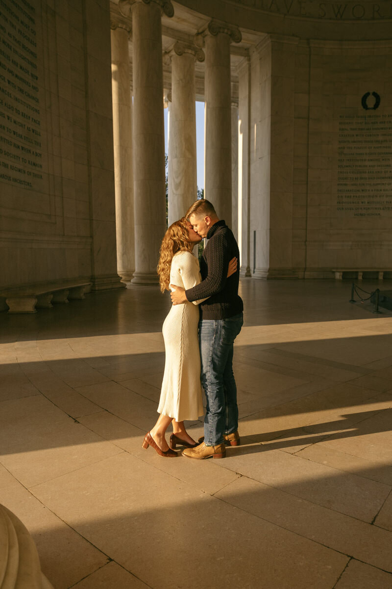 A sunrise engagement session at the Jefferson Memorial