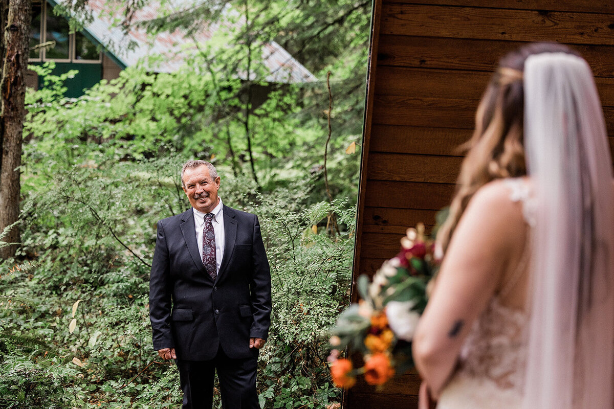 Rainy-Mount-Rainier-National-Park-Intimate-Wedding-37