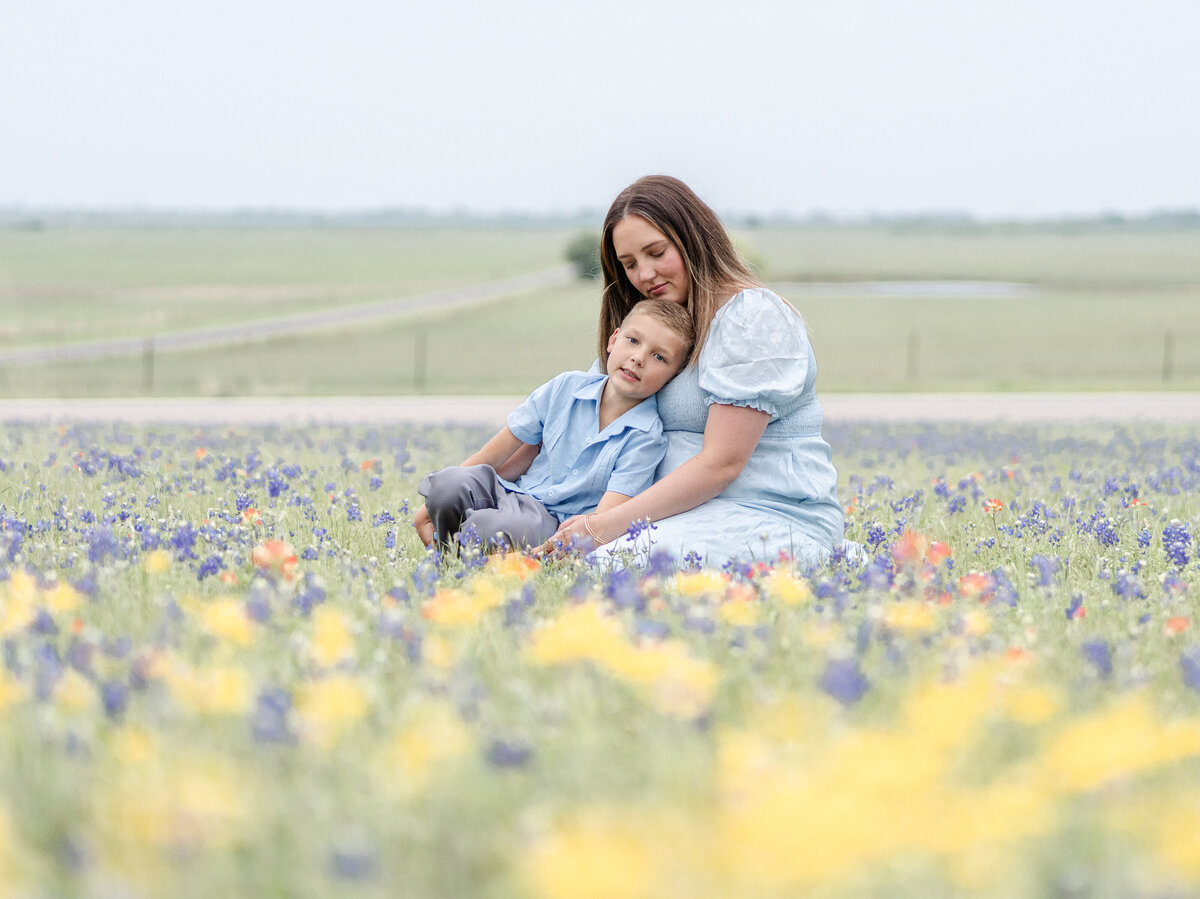 mother-son-moment-in-bluebonnets