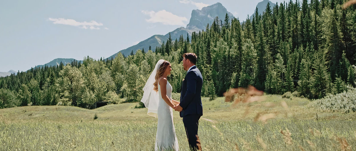 cara-riley-canmore-wedding-videographer