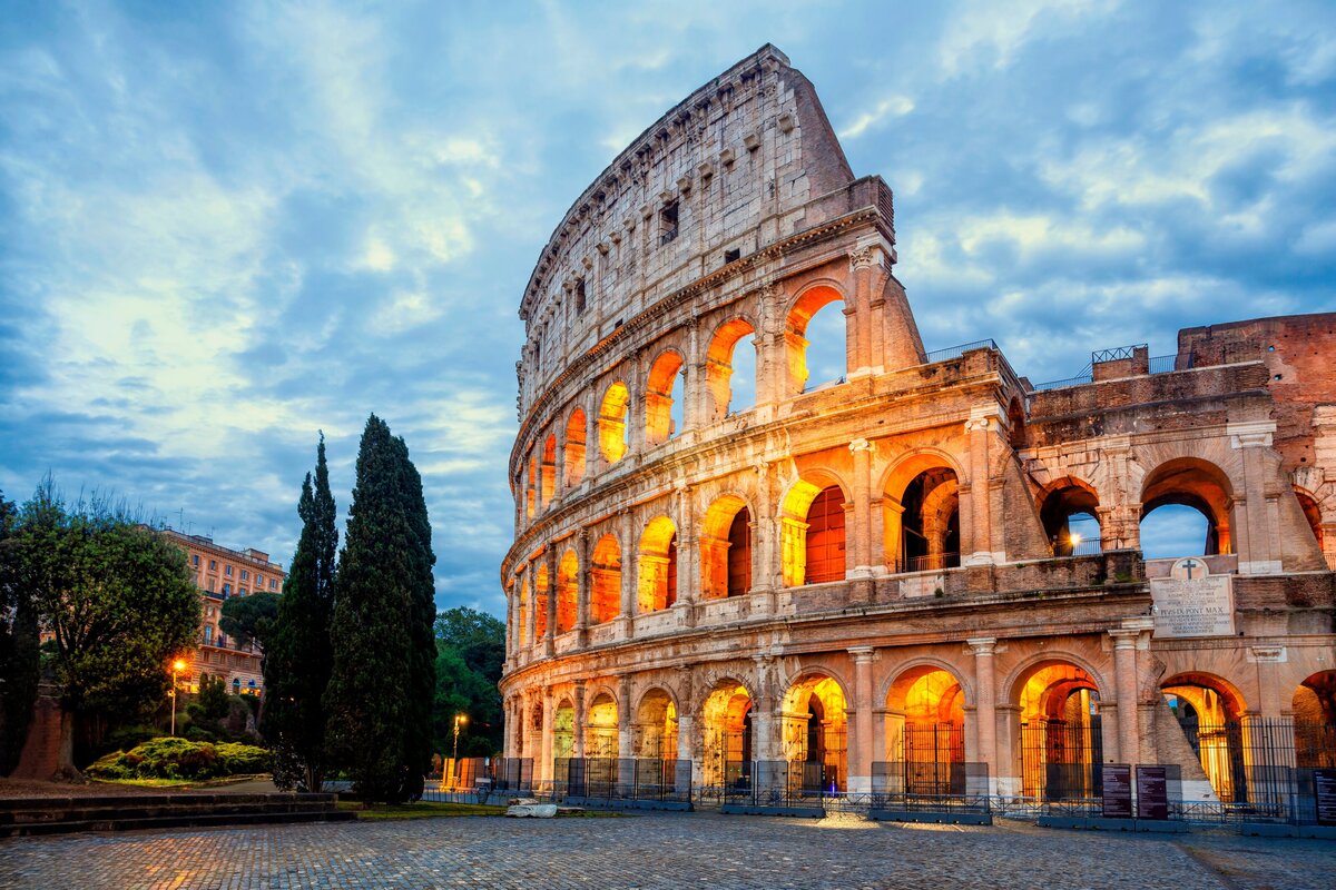 shutterstock_2492685765