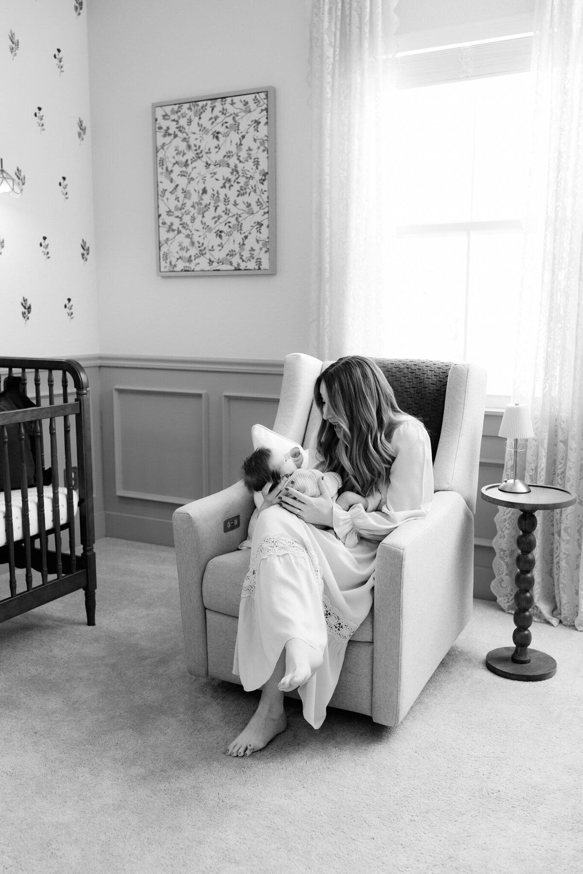 Lifestyle newborn photography NW Arkansas, best lifestyle newborn photography Fayetteville Arkansas, professional newborn photos near me, newborn photography packages