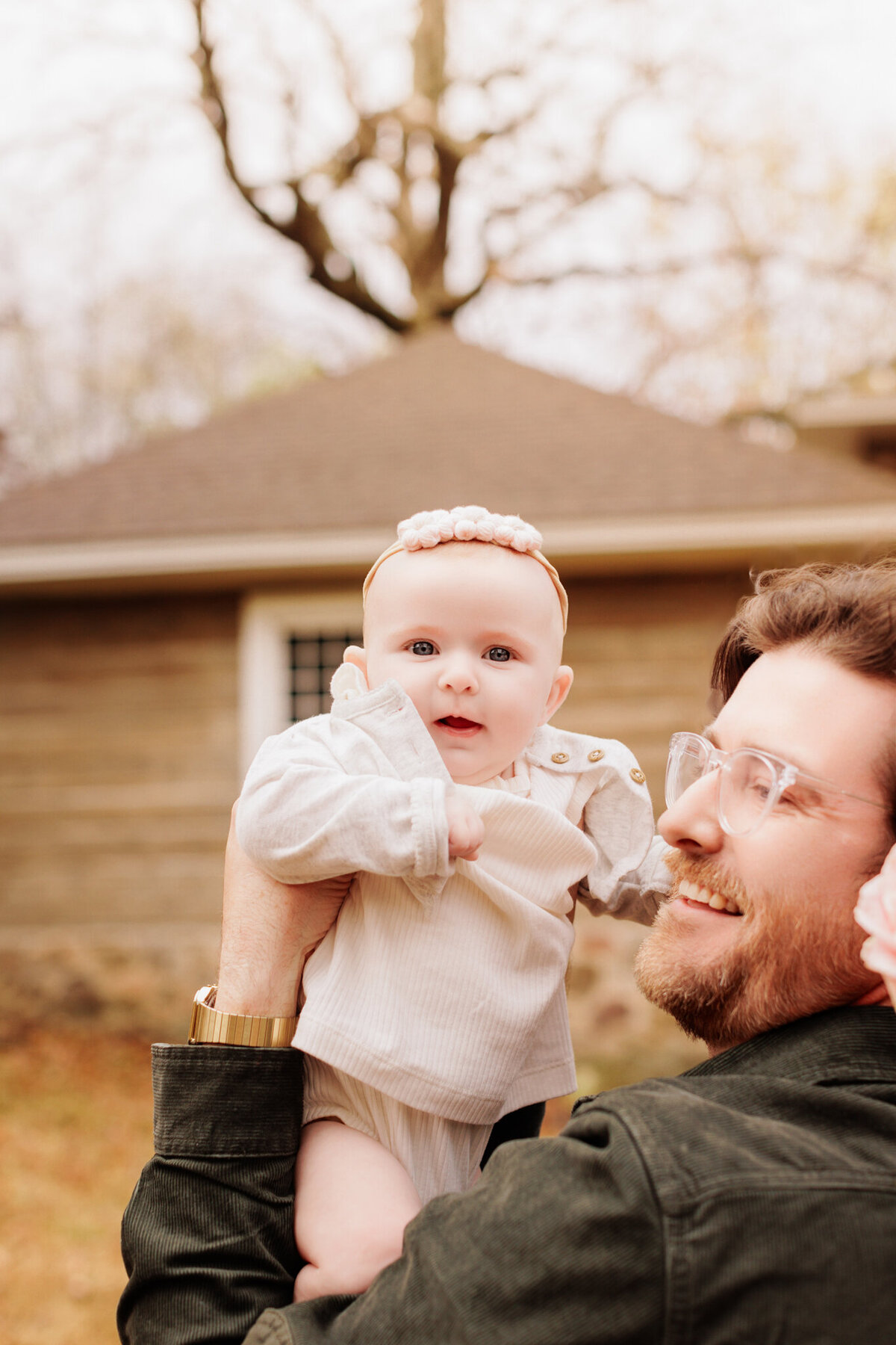 NWA family photographer, Northwest Arkansas best family photography, family portraits near me, professional family photos, family photography packages