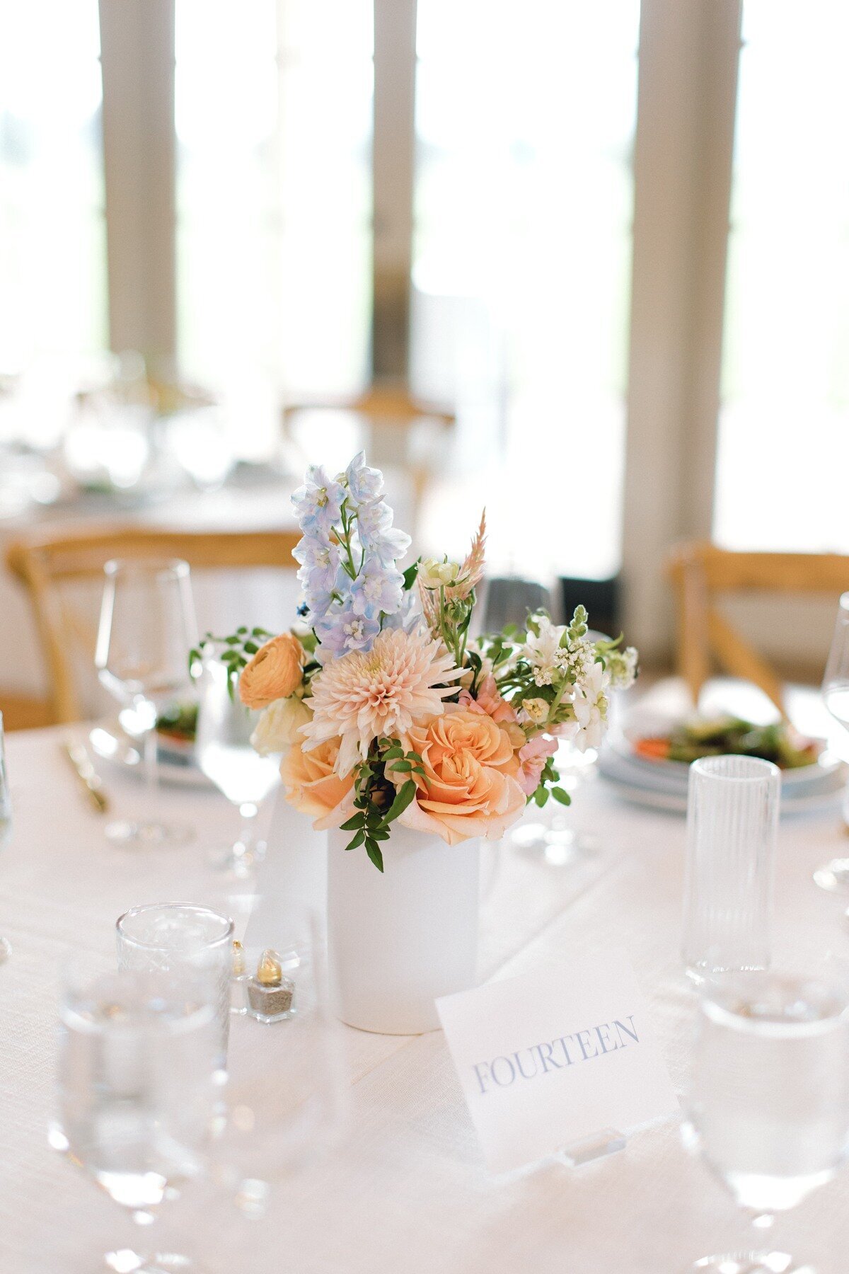 Charlottesville-Wedding-Florist-King-Family-Vineyard-Paige-Ryan-Photo_0106