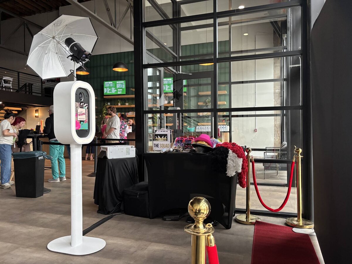 photo-booth-rentals-in-ann-arbor-michigan (6)