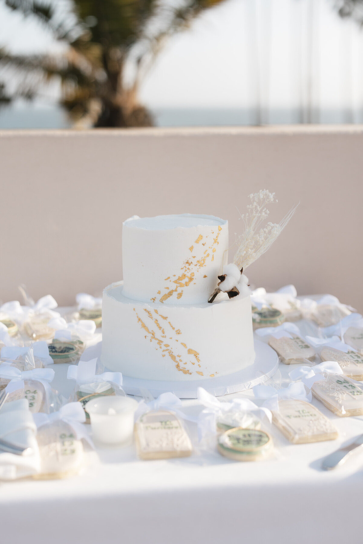 Wedding cake at Hilton Beachfront Resort Santa Barbara