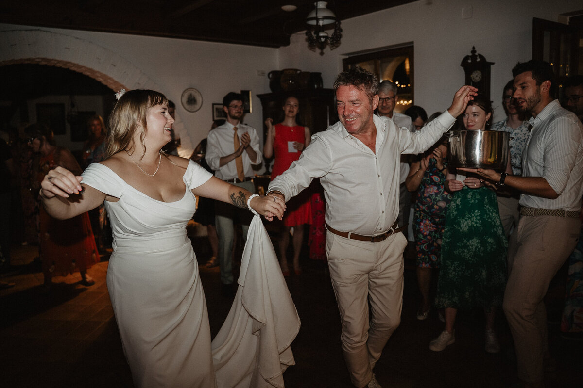 british-hungarian-wedding_byblankakatko-63