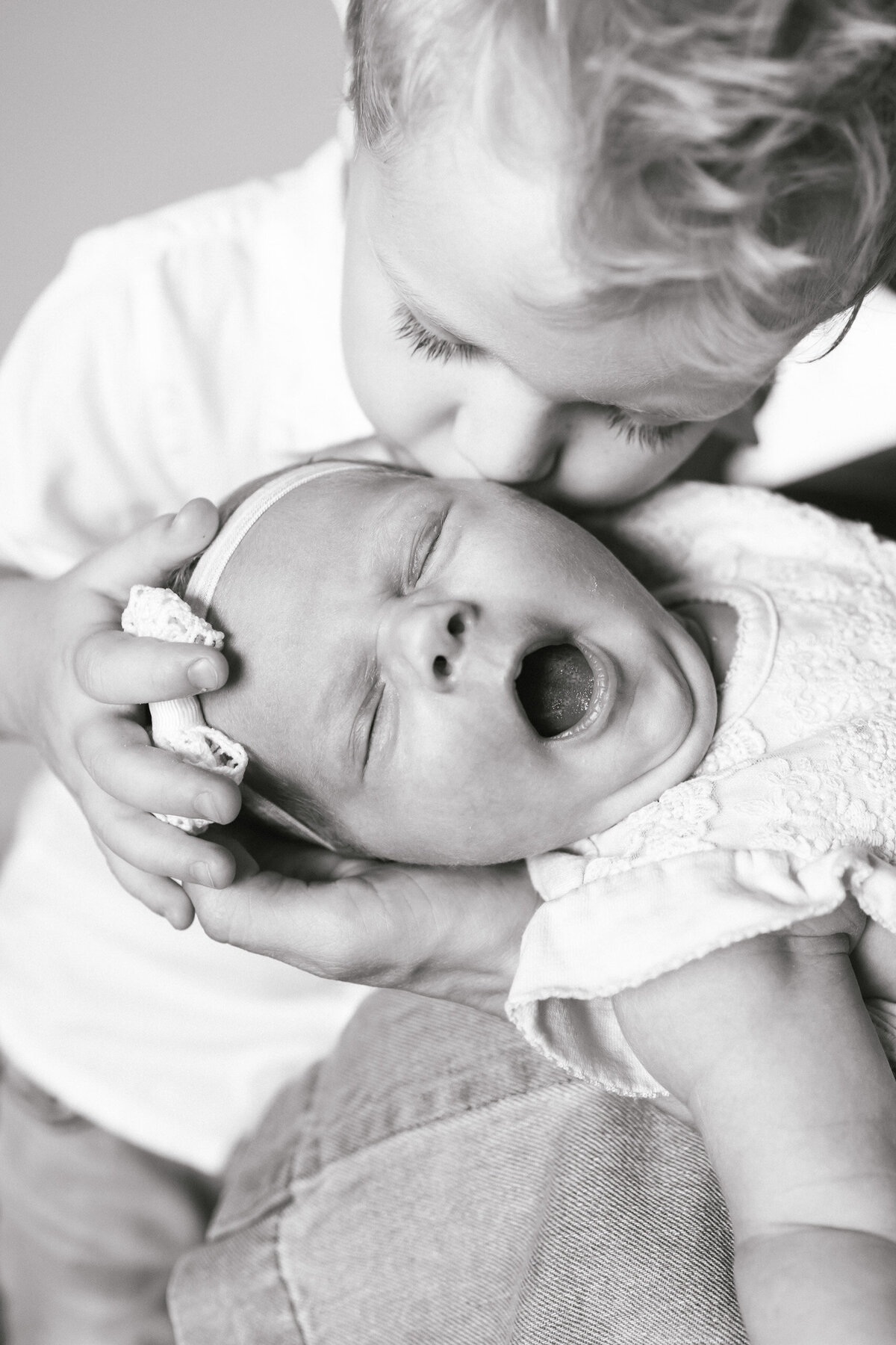 Newborn Fotoshooting Salzurg Baby babyfotoshooting neugeborene zuhause