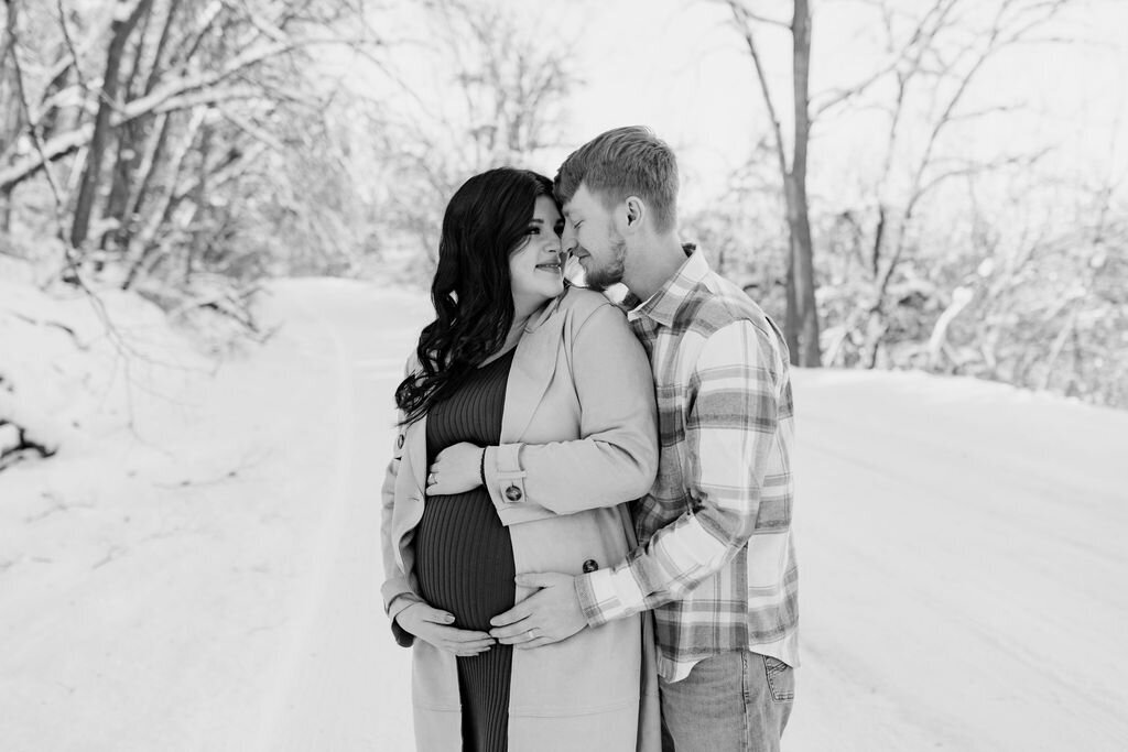 christina_ney_photography_wedding_engagement_lifestyle_photographer_dubuque_iowa_wedding_planning_assistance_adventurous_bold_laidback Family Photography27
