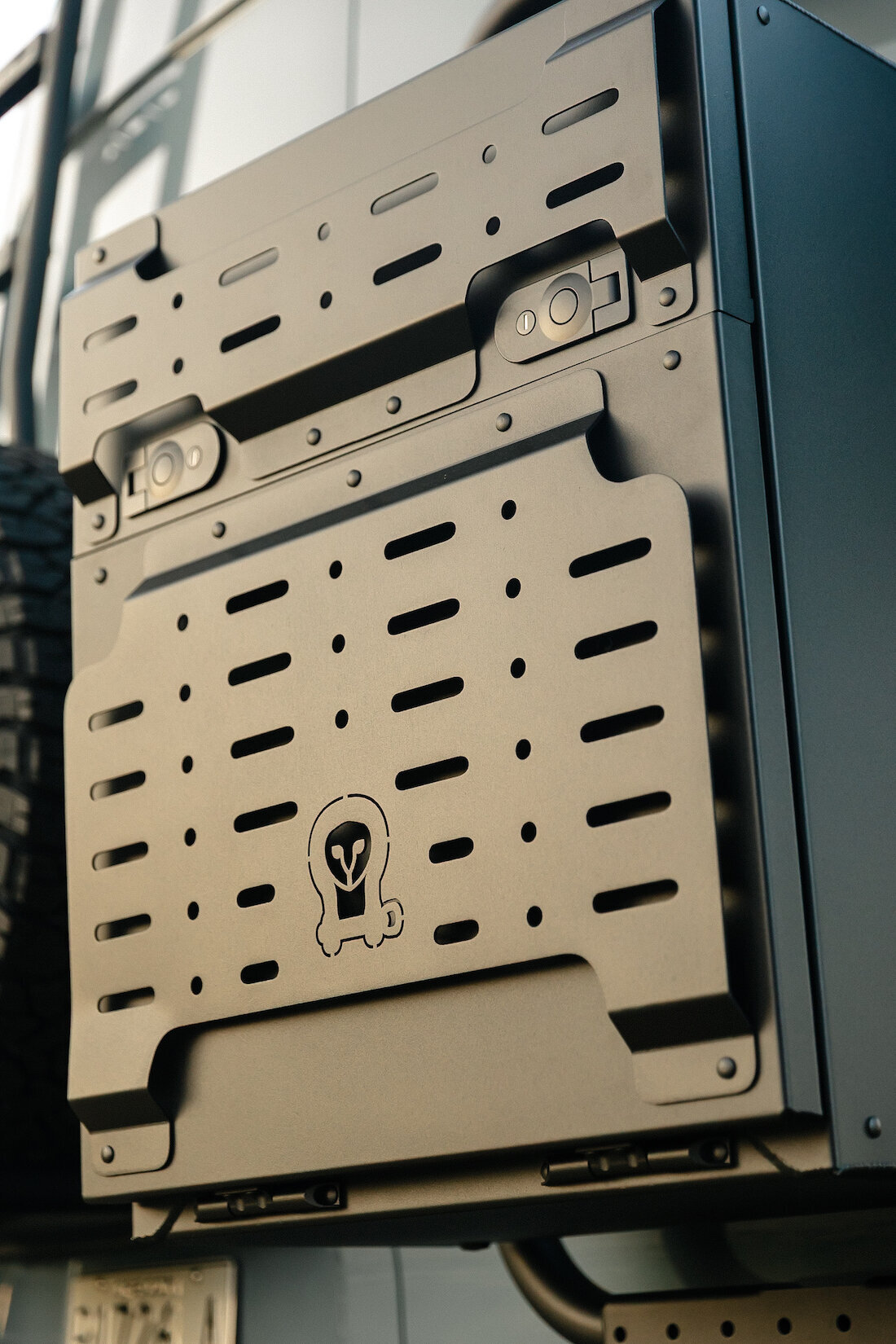 5_PawPrintsPitStops250918_BMV_SlowFastcreative_0826