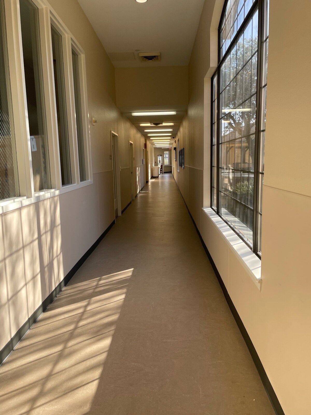 stone-oak-care-center-staff-hallway-frp-finish