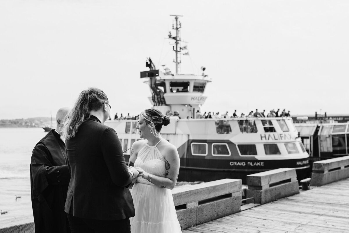 holly-honour-photography-halifax-novascotia-intimate-downtown-elopement-fall-2023 (63 of 196)