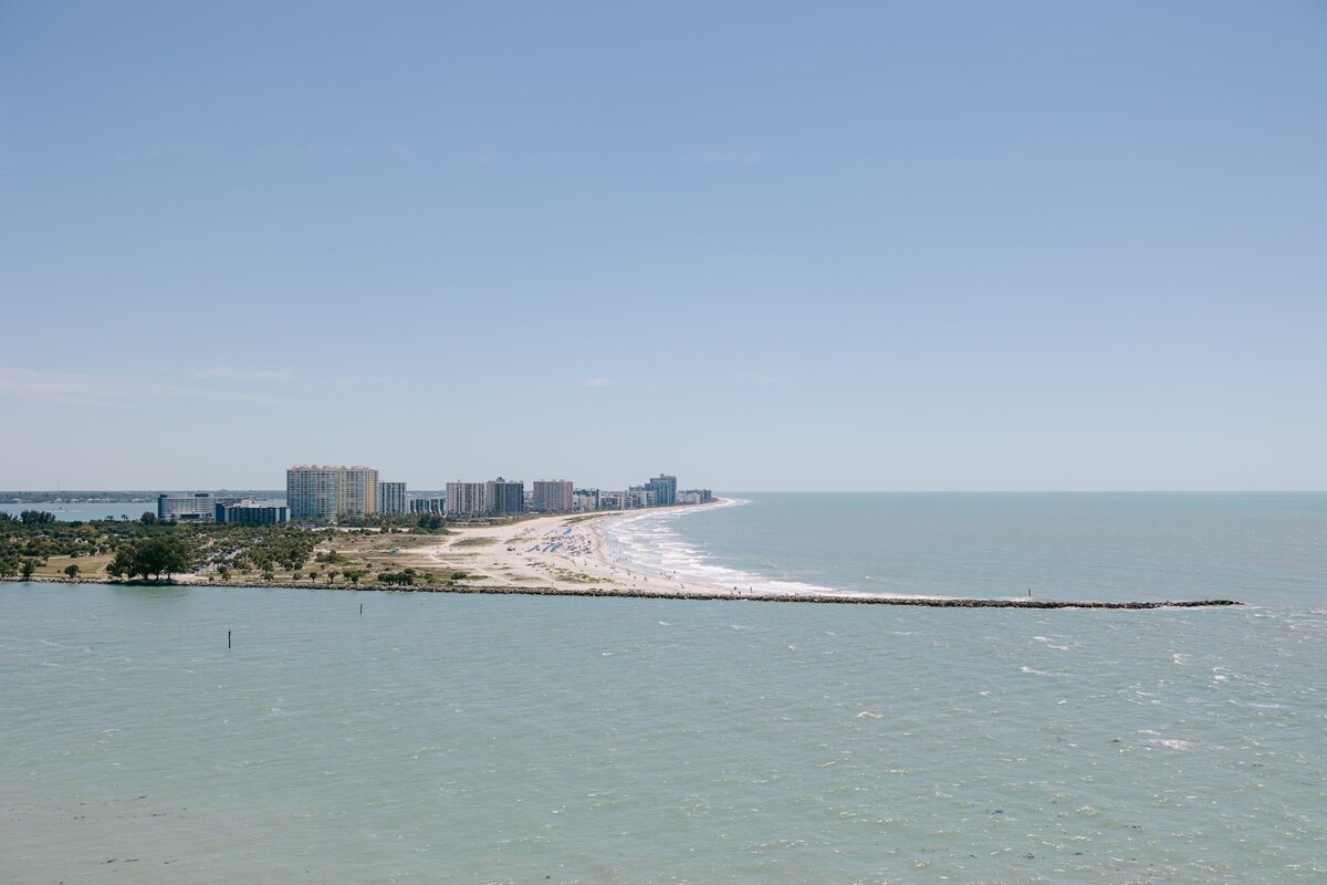 brittany-pannebaker-tampa-florida-destination-wedding-photographer-wedding-alexis-and-alex-boca-bay-pass-club-6